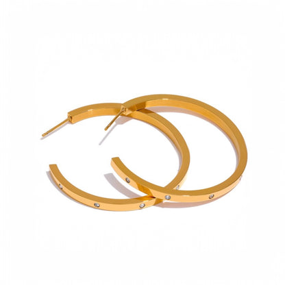Zyra Hoops - 18K Gold Plated Hoop Earrings for Women | ENNVY