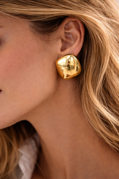 Demi Noir Studs - 18K Gold Plated Stud Earrings for Women | ENNVY