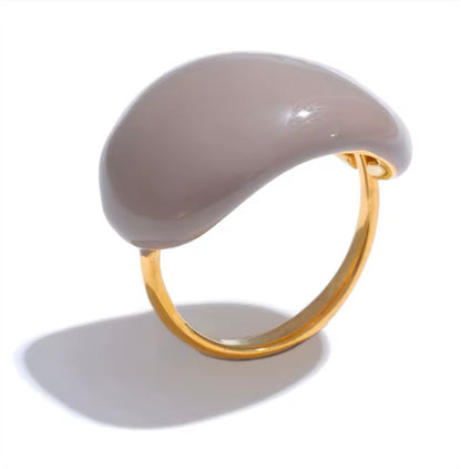 She's So Classy Ring - 18K Gold Plated Statement Ring for Women | ENNVY