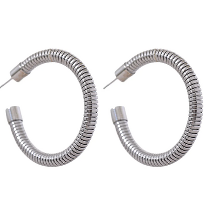 Harmony Hoops - 18K Gold Plated Hoop Earrings for Women | ENNVY