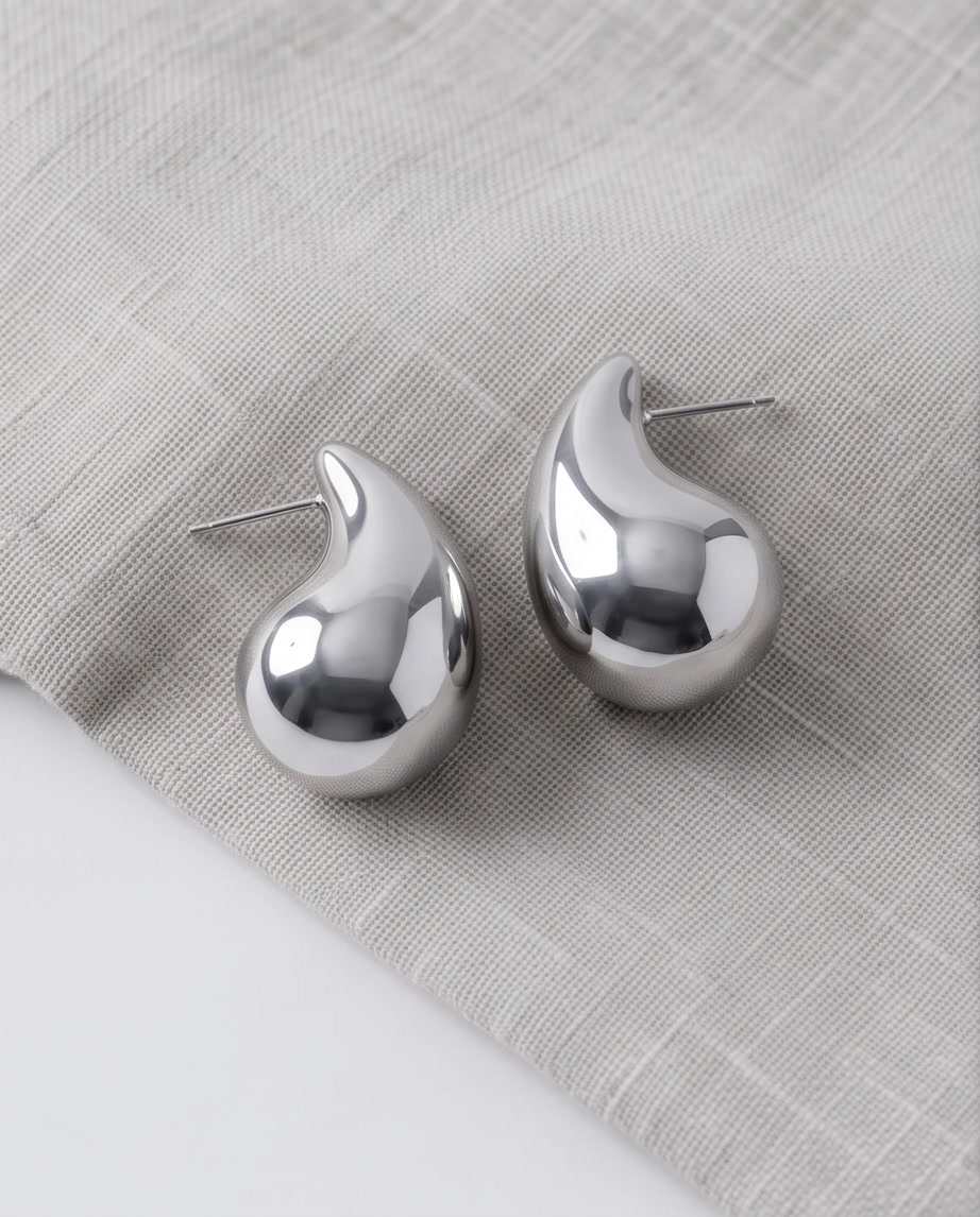 Poised Studs