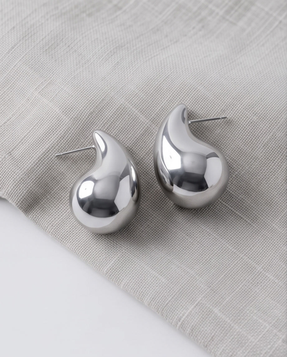 Poised Studs