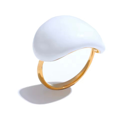 She's So Classy Ring - 18K Gold Plated Statement Ring for Women | ENNVY
