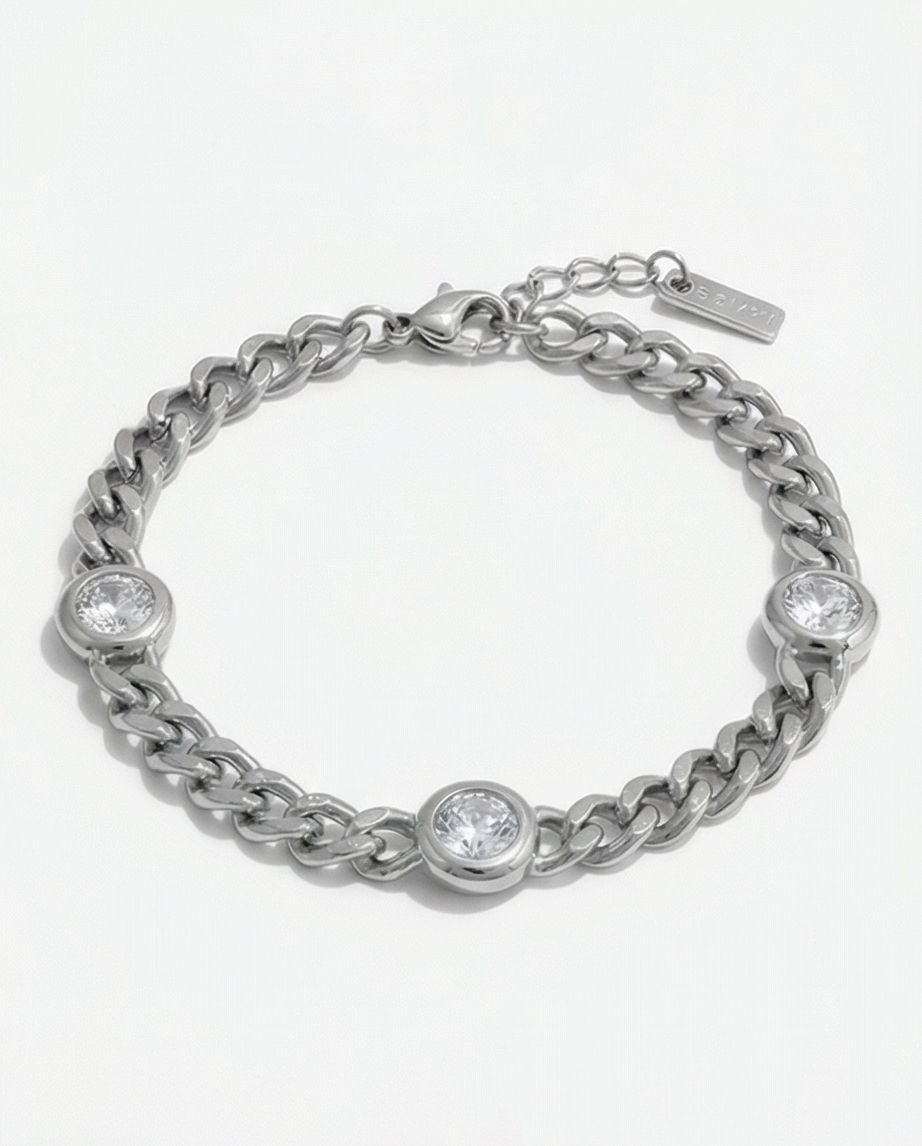 Simply Undeniable Bracelet - 18K Gold Plated Chain Bracelet for Women | ENNVY