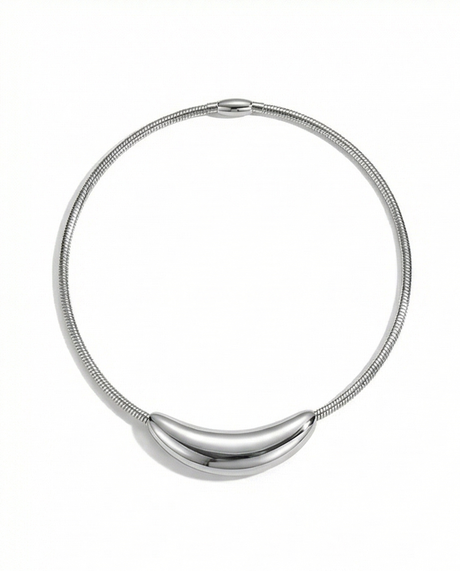 Bold Collar