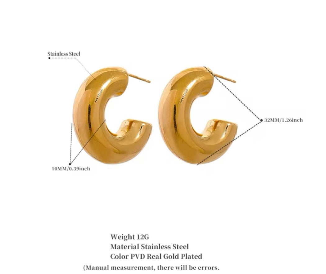 Noa Huggie Hoops - 18K Gold Plated Huggie Hoop Earrings for Women | ENNVY