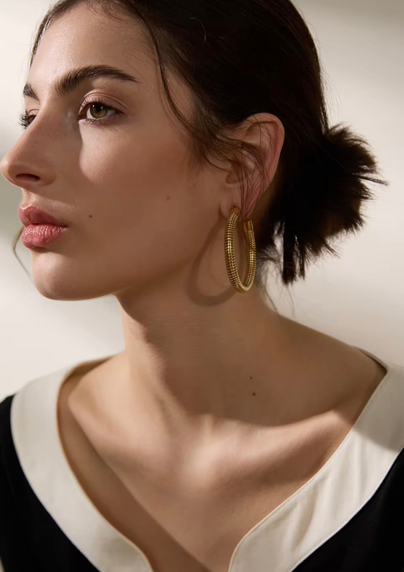 Harmony Hoops - 18K Gold Plated Hoop Earrings for Women | ENNVY