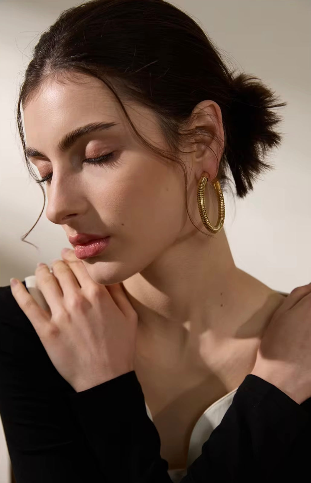 Harmony Hoops - 18K Gold Plated Hoop Earrings for Women | ENNVY