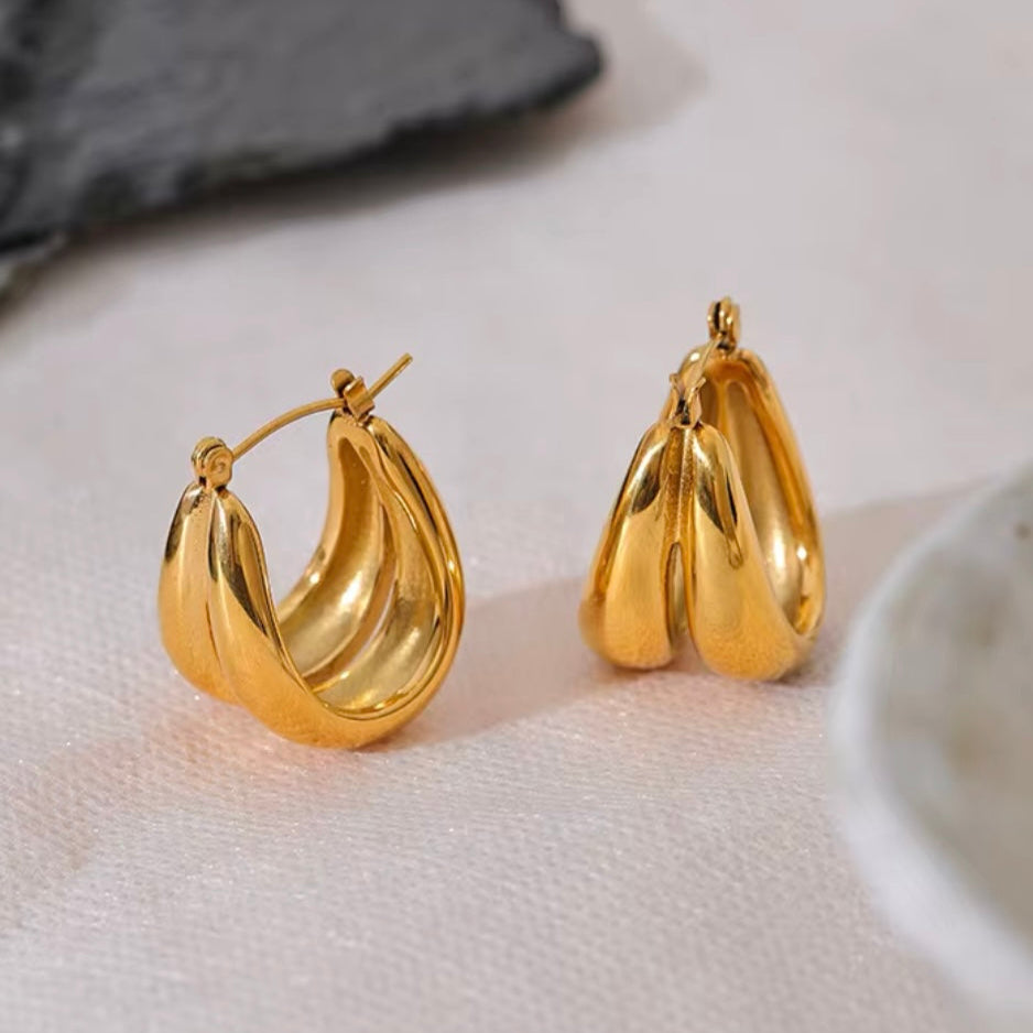 Monet Hoops