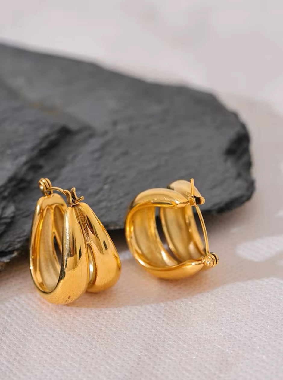 Monet Hoops