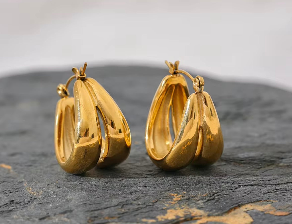 Monet Hoops