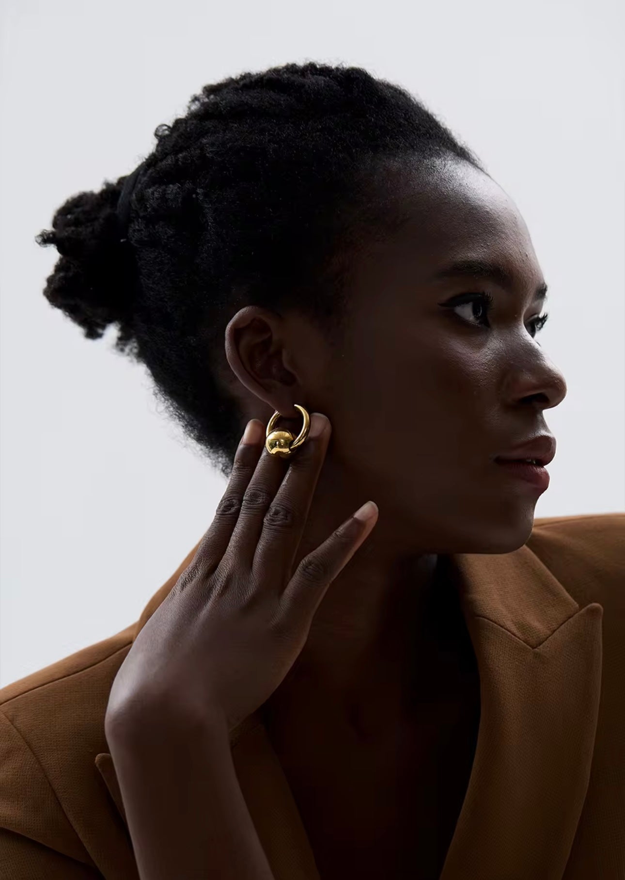 Bold Women Only Hoops