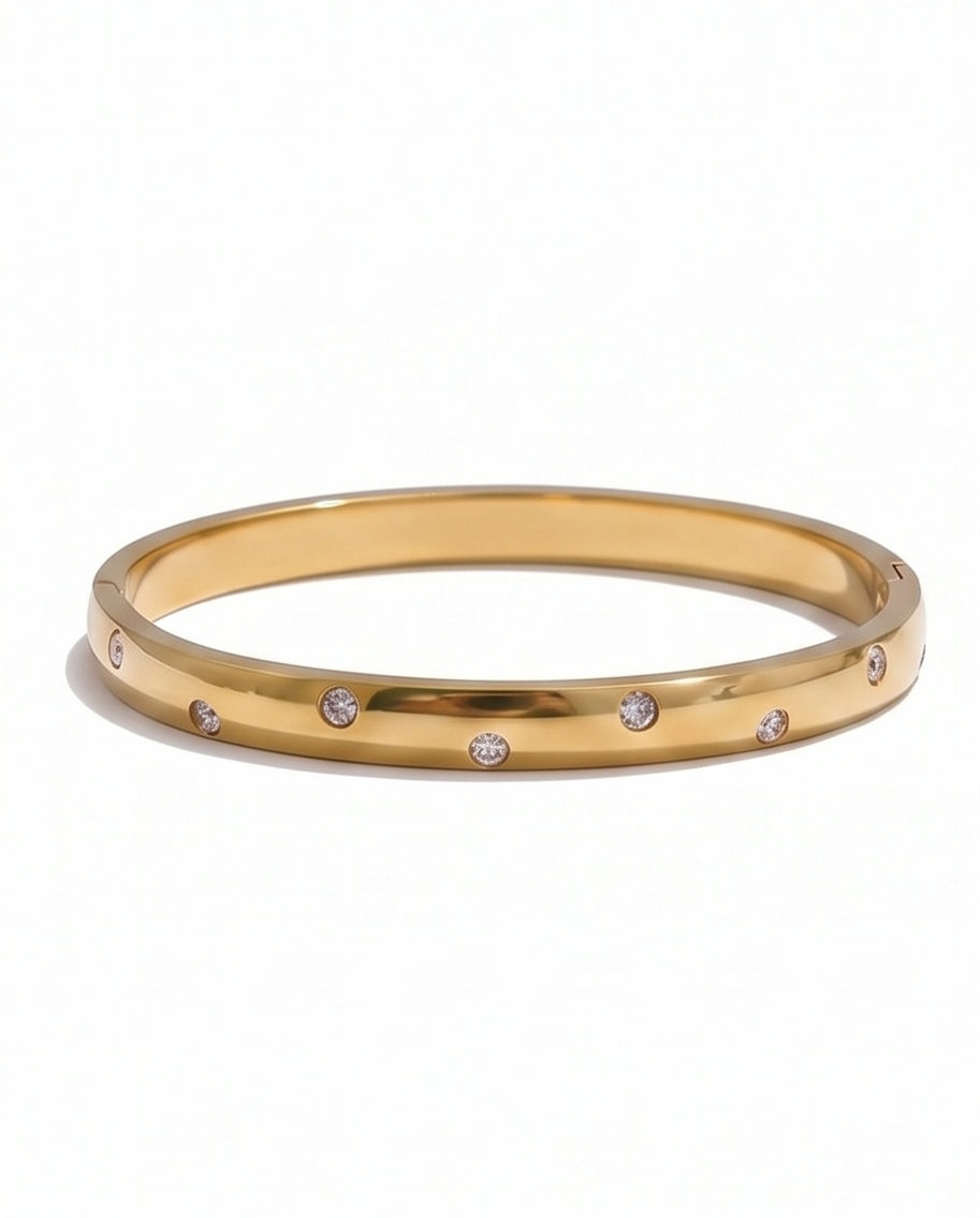 Always Chic Bracelet - 18K Gold Plated Bangle Bracelet for Women | ENNVY