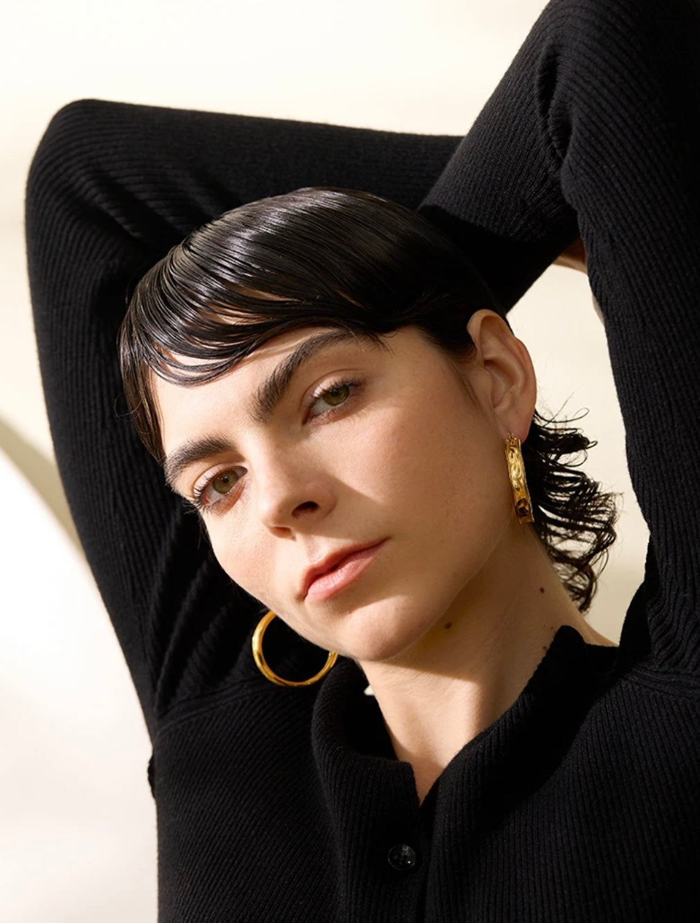Nia Hoops