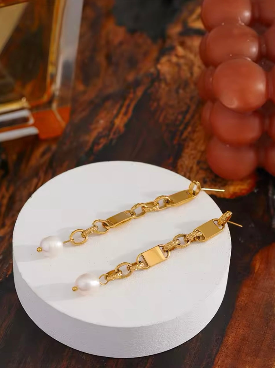 Kiana Pearl Dangles