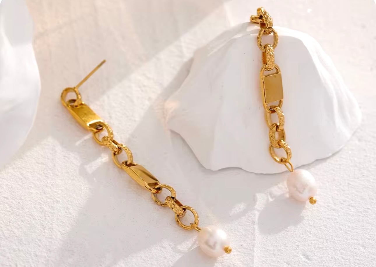 Kiana Pearl Dangles
