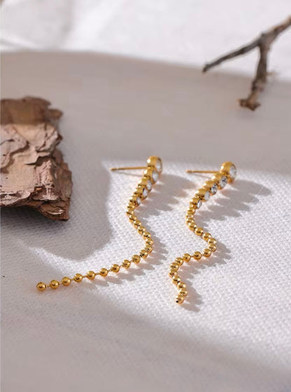 Remi Dangle Earrings