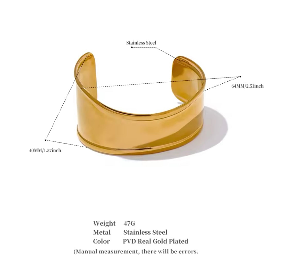 Zara Cuff Bracelet - 18K Gold Plated Cuff Bracelet for Women | ENNVY
