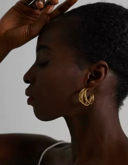 Halle Hoops - 18K Gold Plated Hoop Earrings for Women | ENNVY