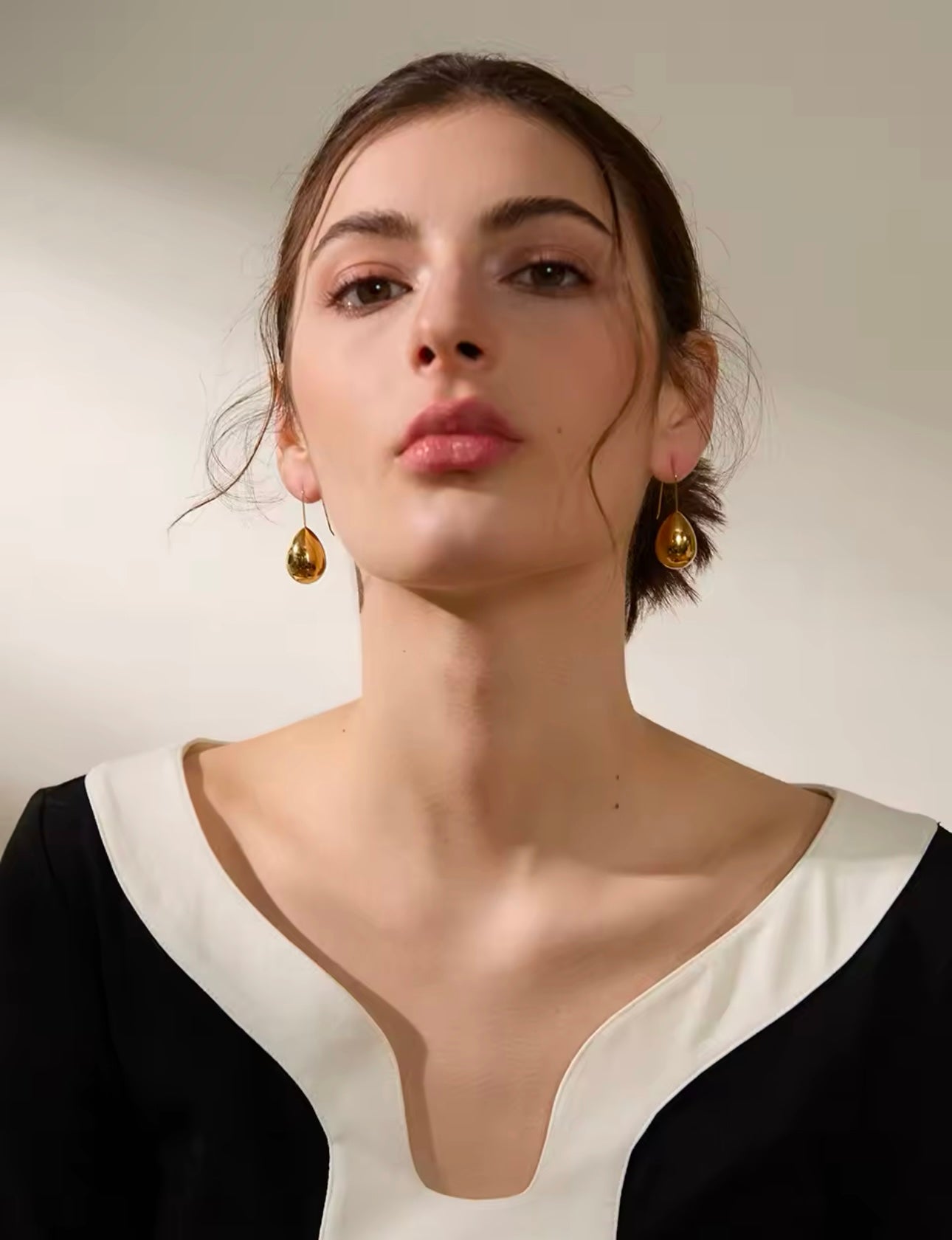 Mina Drop Earrings - 18K Gold Plated Drop Earrings for Women | ENNVY