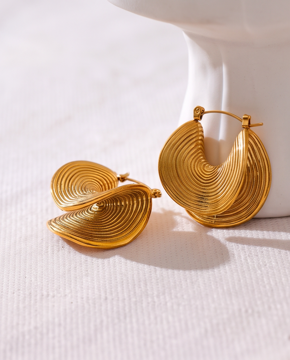 She's Chic Hoops