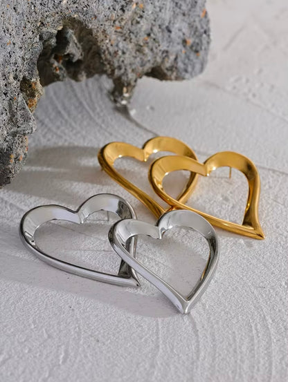 The Sculpted Love Studs - 18K Gold Plated Stud Earrings for Women | ENNVY
