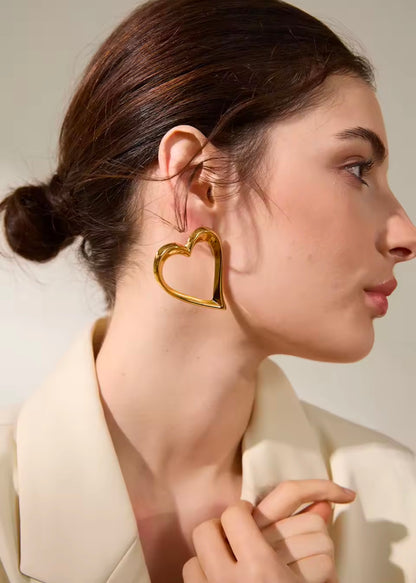 The Sculpted Love Studs - 18K Gold Plated Stud Earrings for Women | ENNVY