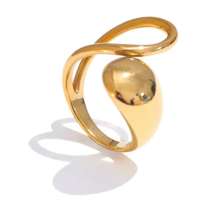 Iconically Me Ring - 18K Gold Plated Statement Ring for Women | ENNVY