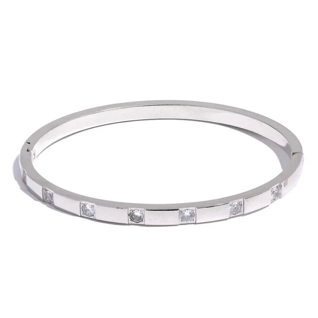 Infinity Bangle - 18K Gold Plated Bangle Bracelet for Women | ENNVY
