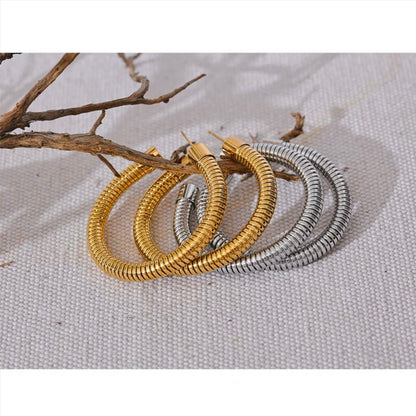 Harmony Hoops - 18K Gold Plated Hoop Earrings for Women | ENNVY