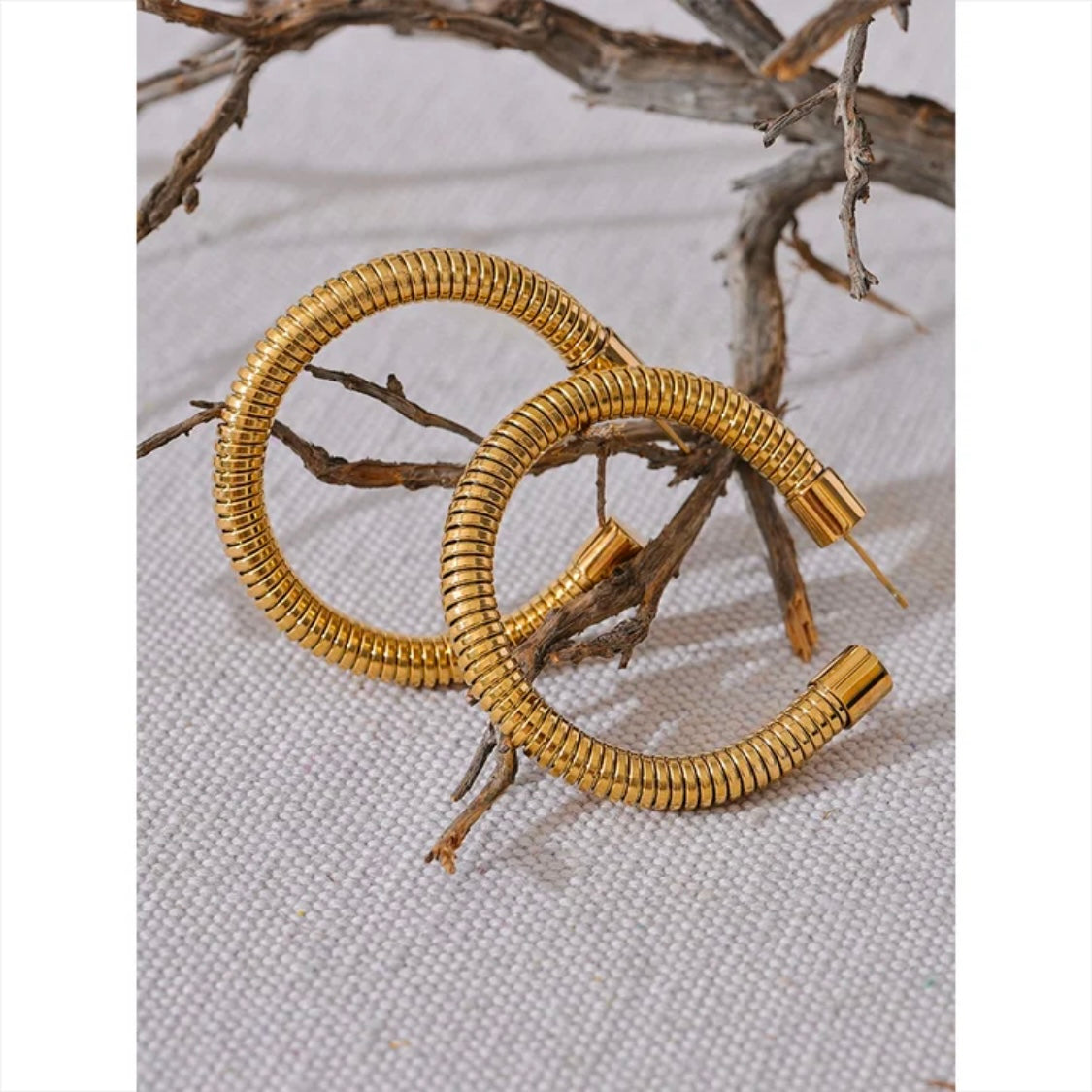 Harmony Hoops - 18K Gold Plated Hoop Earrings for Women | ENNVY