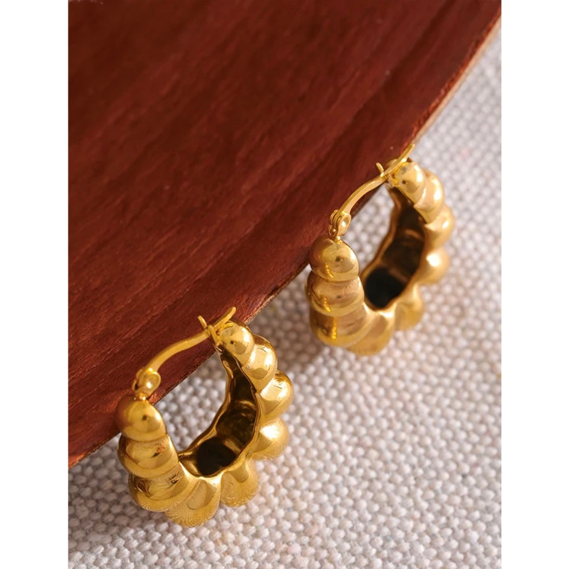 Hayden Hoops - 18K Gold Plated Hoop Earrings for Women | ENNVY