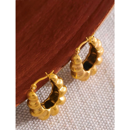 Hayden Hoops - 18K Gold Plated Hoop Earrings for Women | ENNVY