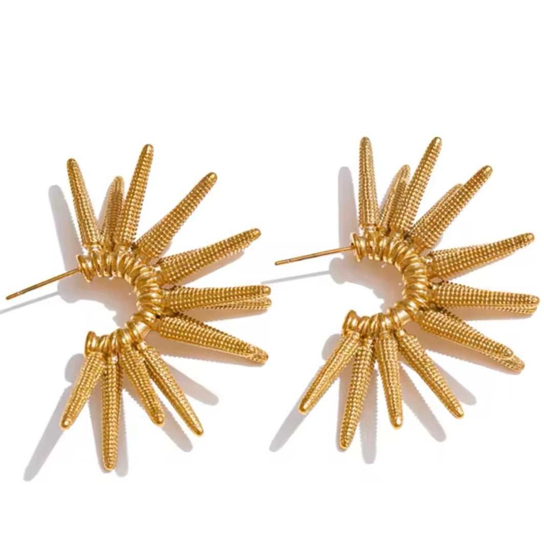 CenterStage Hoops - 18K Gold Plated Hoop Earrings for Women | ENNVY