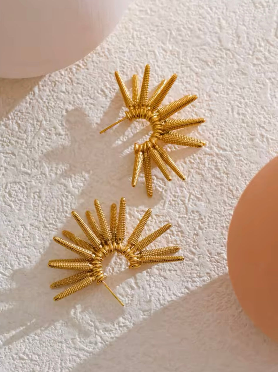 CenterStage Hoops - 18K Gold Plated Hoop Earrings for Women | ENNVY