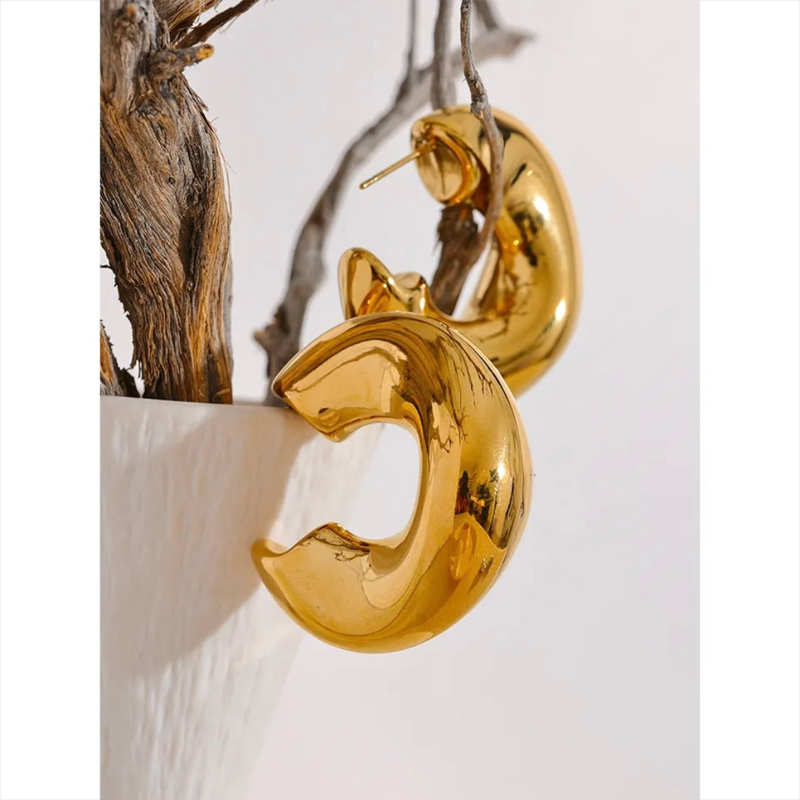 Kenise Hoops