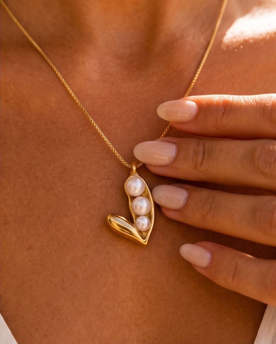 Imperfect Pearls Necklace
