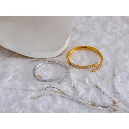 Simply Flawless Ring - 18K Gold Plated Statement Ring for Women | ENNVY