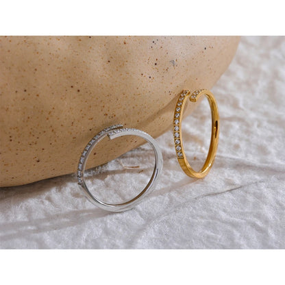 Simply Flawless Ring - 18K Gold Plated Statement Ring for Women | ENNVY