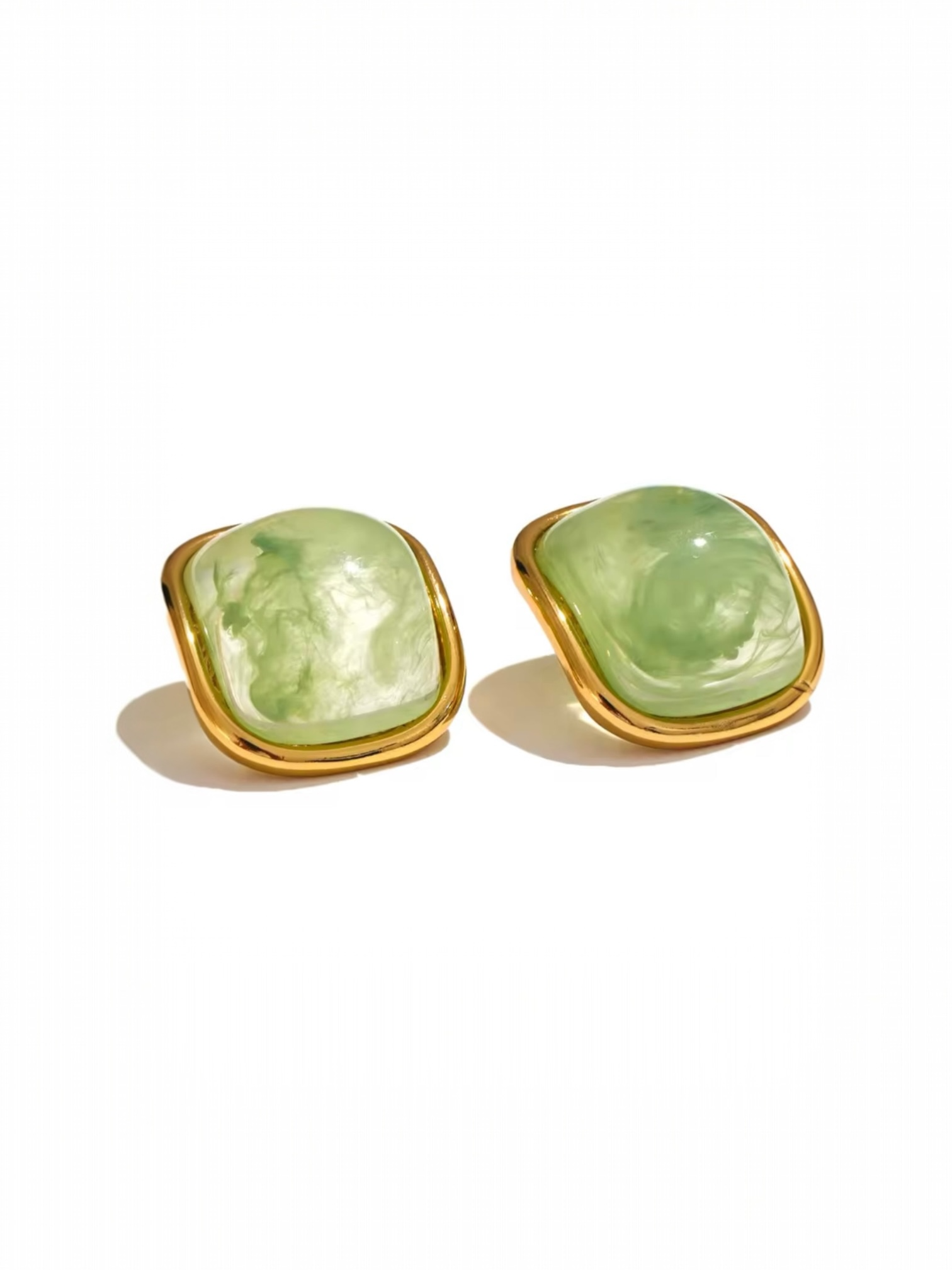 The Sophistiqué Studs