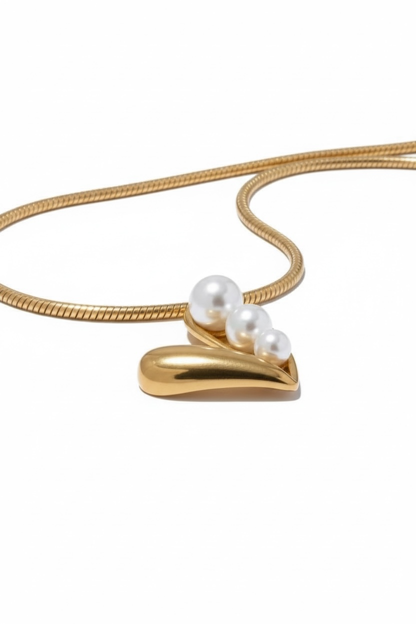 Imperfect Pearls Necklace