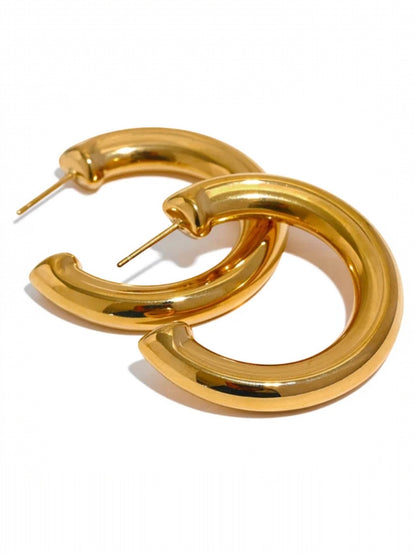Never Basic Hoops - 18K Gold Plated Hoop Earrings for Women | ENNVY