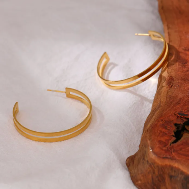 Alohi Hoops - 18K Gold Plated Hoop Earrings for Women | ENNVY