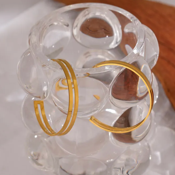 Alohi Hoops - 18K Gold Plated Hoop Earrings for Women | ENNVY