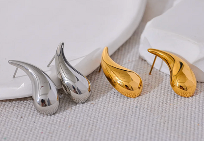 Zahra Studs - 18K Gold Plated Stud Earrings for Women | ENNVY