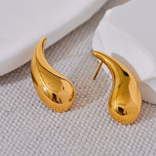 Zahra Studs - 18K Gold Plated Stud Earrings for Women | ENNVY