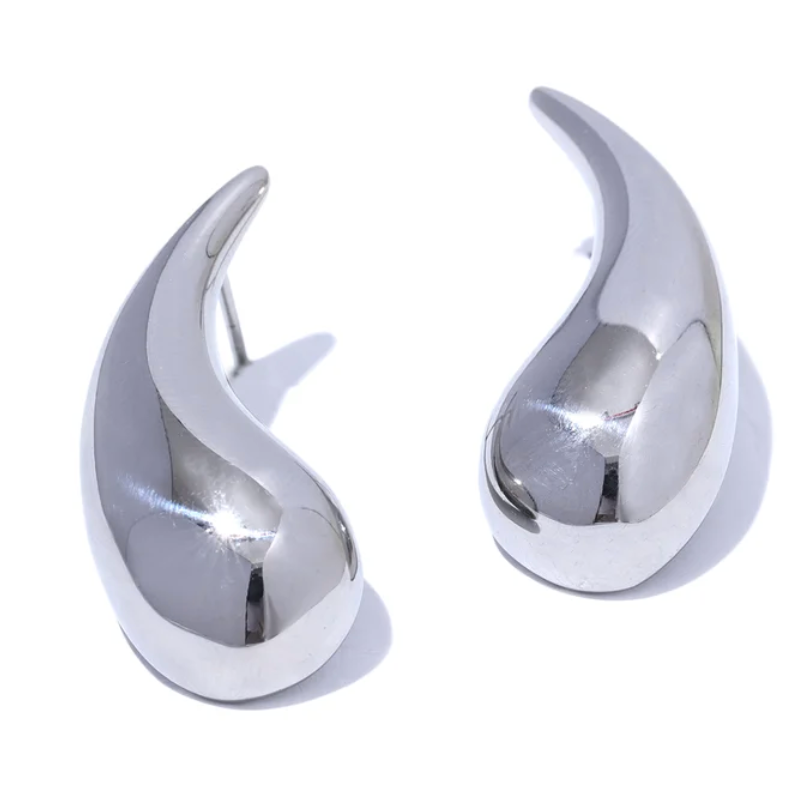 Zahra Studs