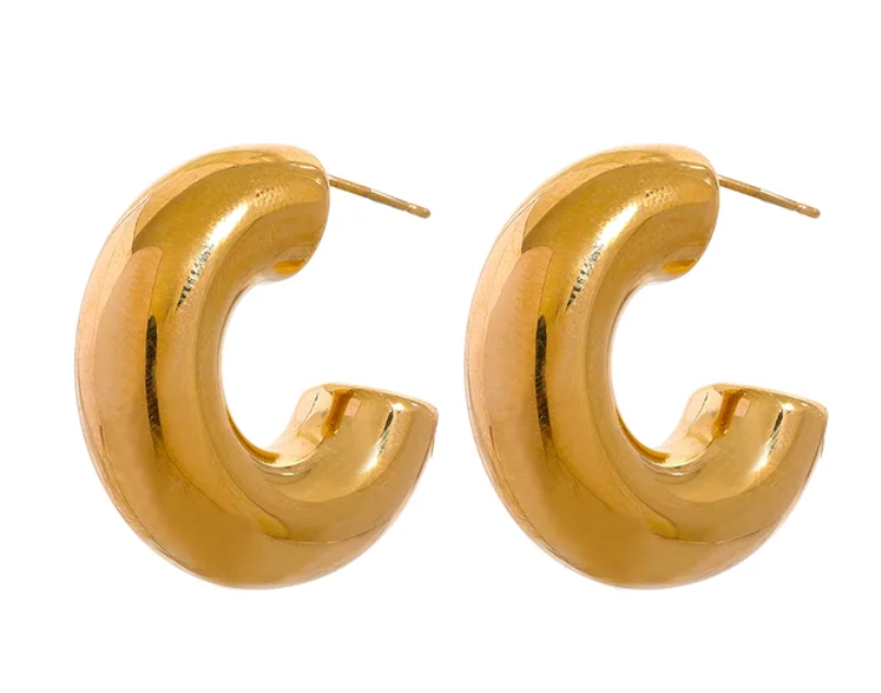 Noa Huggie Hoops - 18K Gold Plated Huggie Hoop Earrings for Women | ENNVY