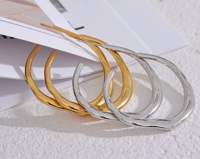 Forget-Me-Not Hoops - 18K Gold Plated Hoop Earrings for Women | ENNVY