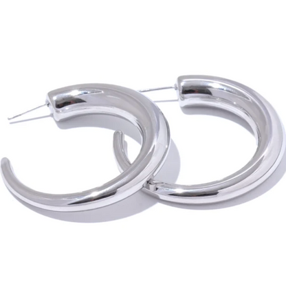 Defined Hoops - 18K Gold Plated Hoop Earrings for Women | ENNVY